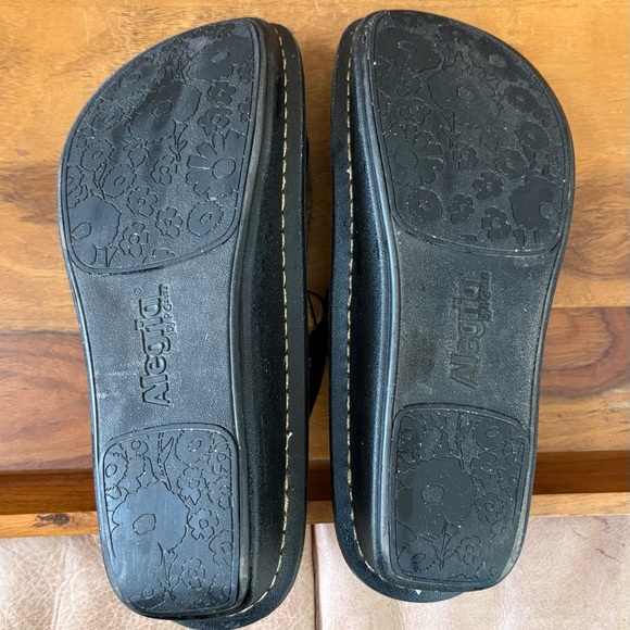 ALEGRIA Leather & Wool Slide Clogs - Picture 9 of 9